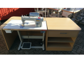 Tisch für die Schneiderei